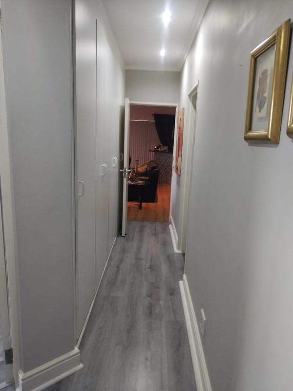 3 Bedroom Property for Sale in Gordons Bay Western Cape